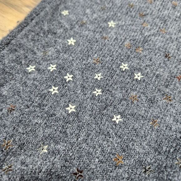 🔺️Loft Gray Star Sequined Knit Buttoned Vneck Cardigan Sweater Medium - Picture 10 of 12